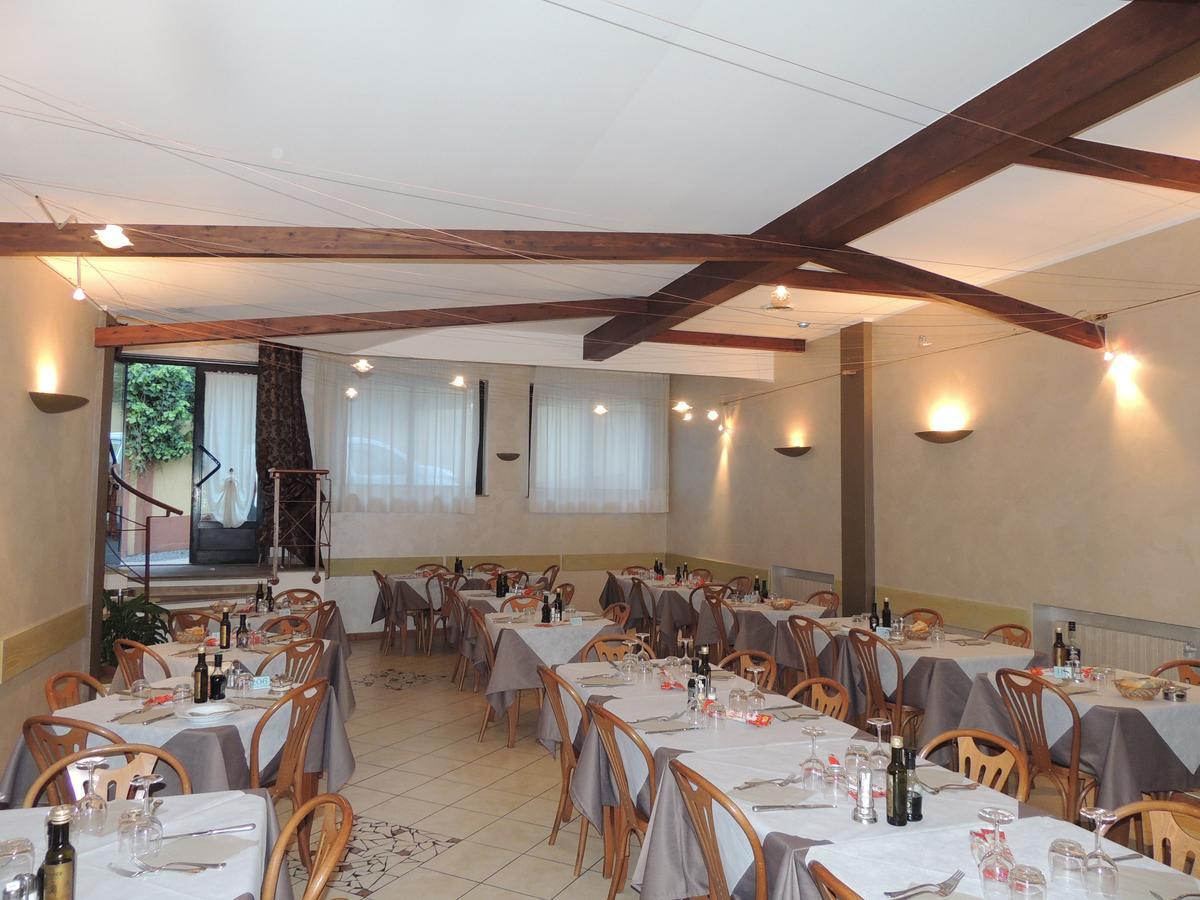 Hotel Doria Varazze Buitenkant foto